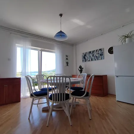 Tudija Apartment3-west Side Place, 90m2, Big Terrace, Beautiful Front View 아파트