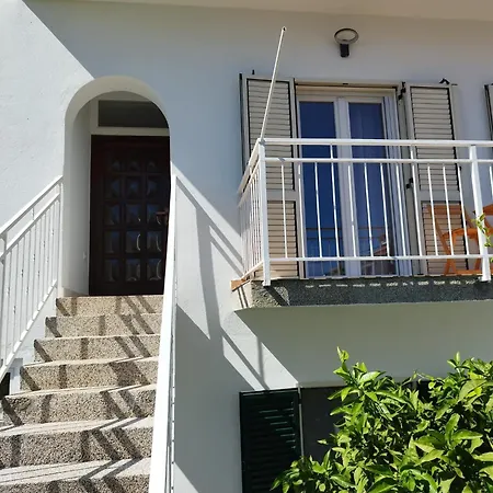 아파트 Tudija Apartment3-west Side Place, 90m2, Big Terrace, Beautiful Front View 트로기르